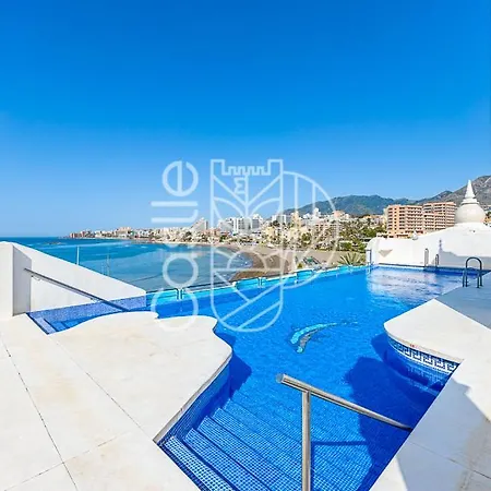 Apartment Puerto De Holiday Vistas Al Mar Y Yates Con Piscina Malaga *